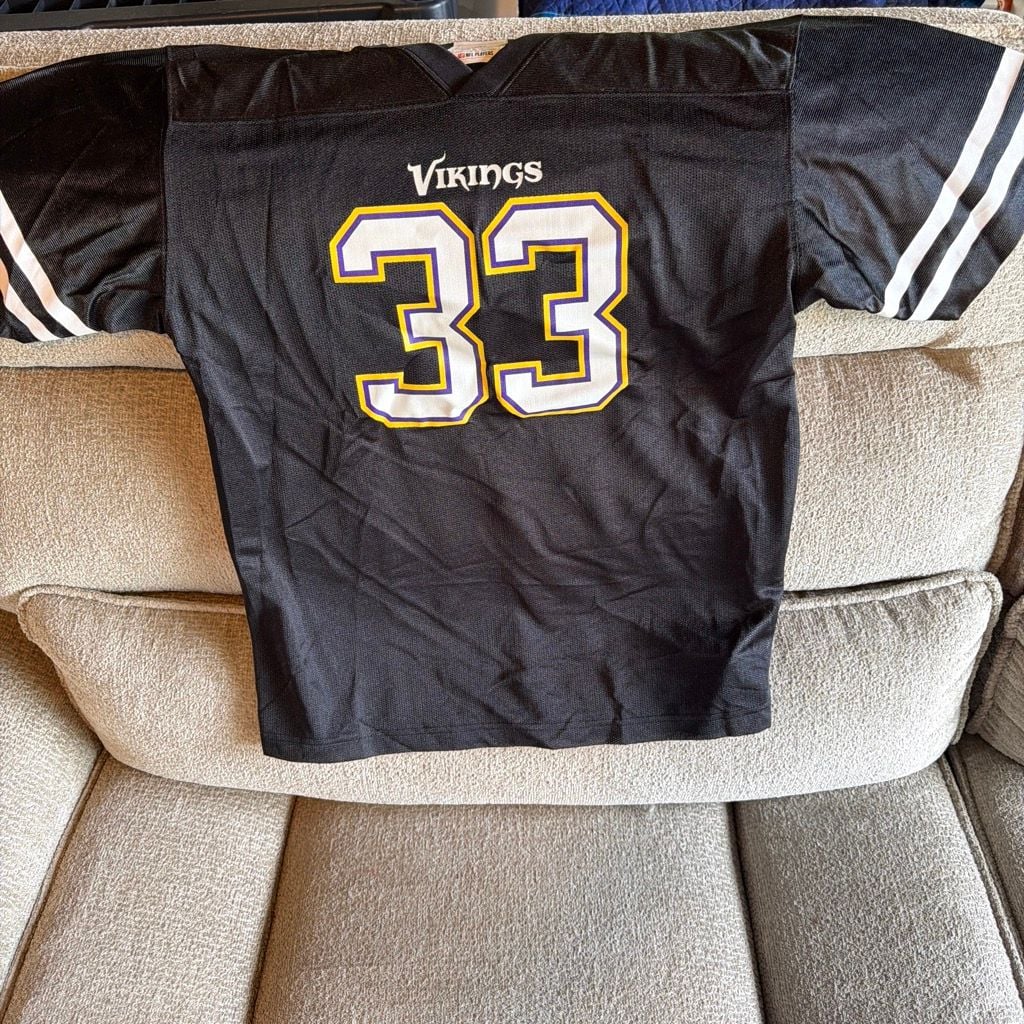 Oshkosh Titans Jersey 🐐 Bob Docherty, UWO TE, Kansas... 2
