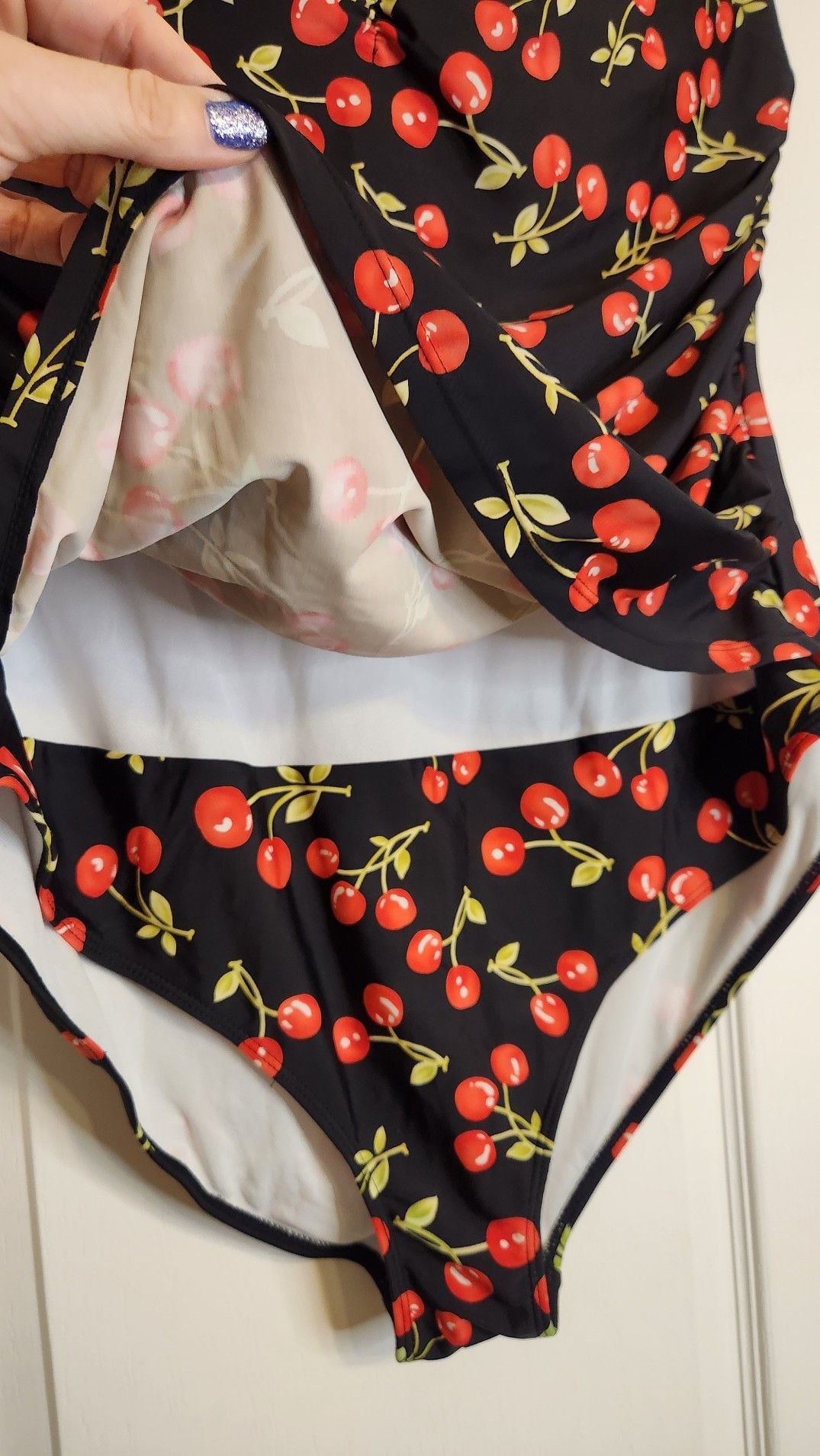 Retro Cherry Print Ruched Halter One-Piece Swimsuit 4