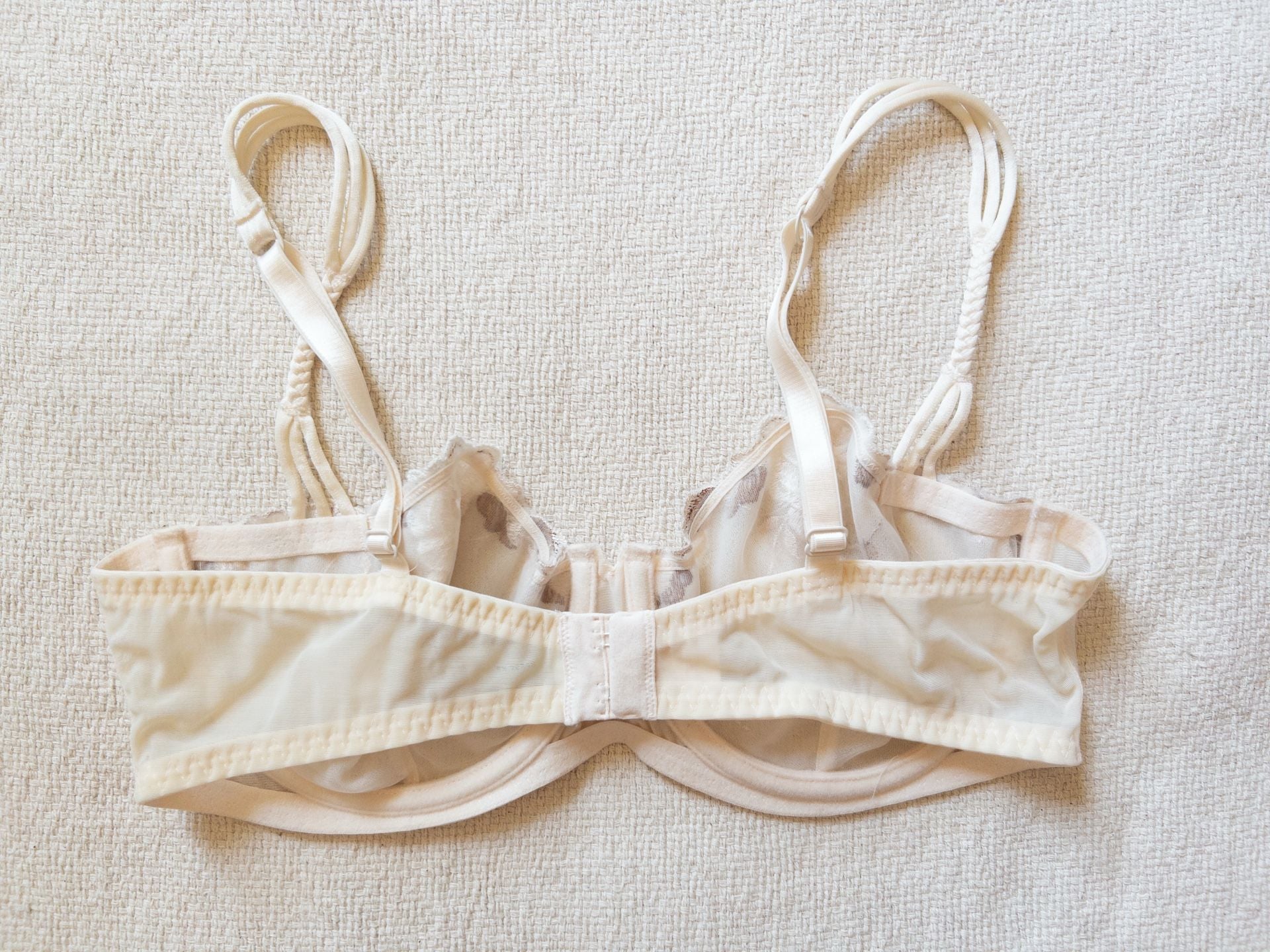 32C VTG 90s Felina Bridal Unlined Demi Bra in Coconut White Bow and Rosette Details on Woven Straps 5