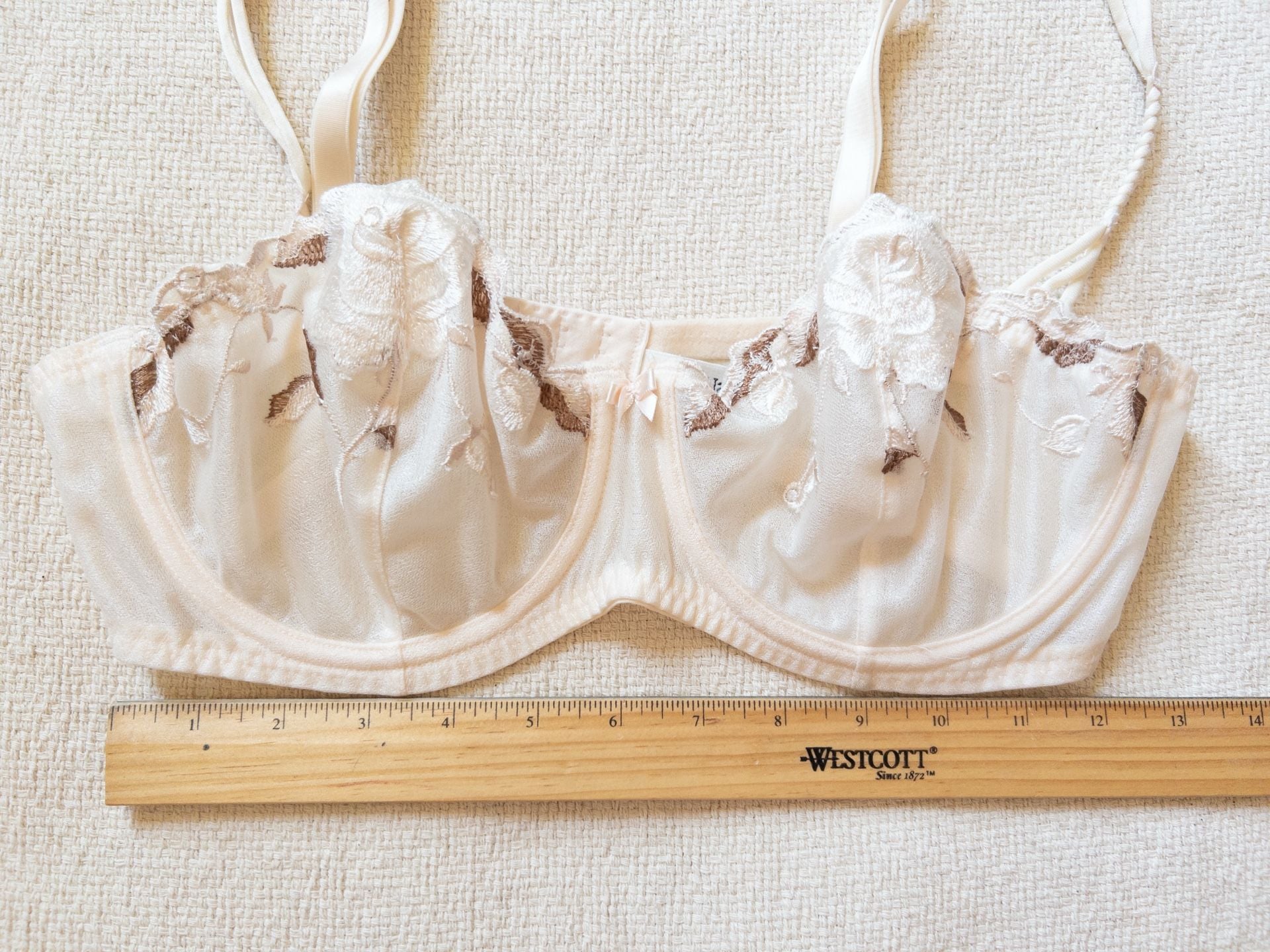 32C VTG 90s Felina Bridal Unlined Demi Bra in Coconut White Bow and Rosette Details on Woven Straps 13
