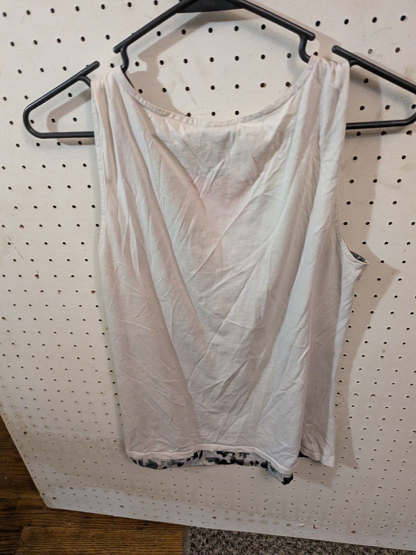 Ann Taylor Sleeveless Faux-Wrap Blouse with Abstract Blurred Print 4