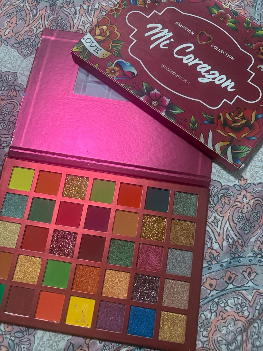 Makeup Depot Mi Corazon Emotion Collection 35-Color Eyeshadow Palette 3