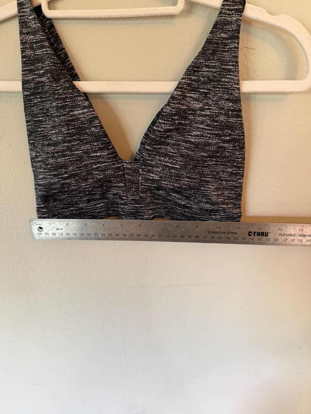 Victoria's Secret VSX Sport Strappy Plunge Sports Bra 2