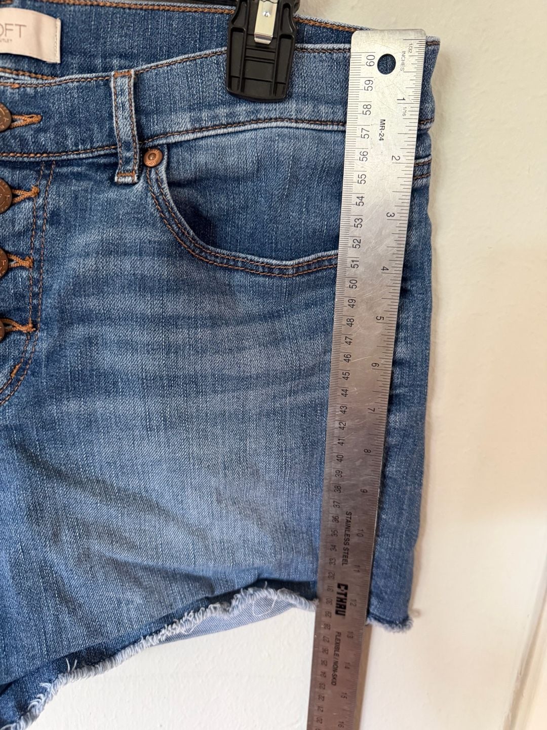 LOFT Outlet High-Rise Button-Fly Frayed Hem Denim Shorts 4
