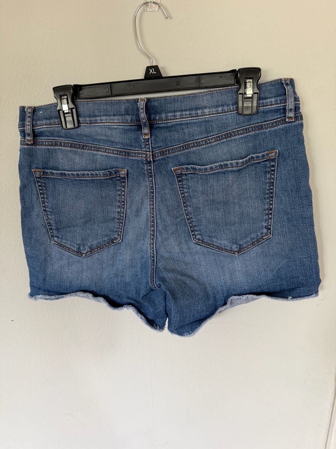 LOFT Outlet High-Rise Button-Fly Frayed Hem Denim Shorts 5
