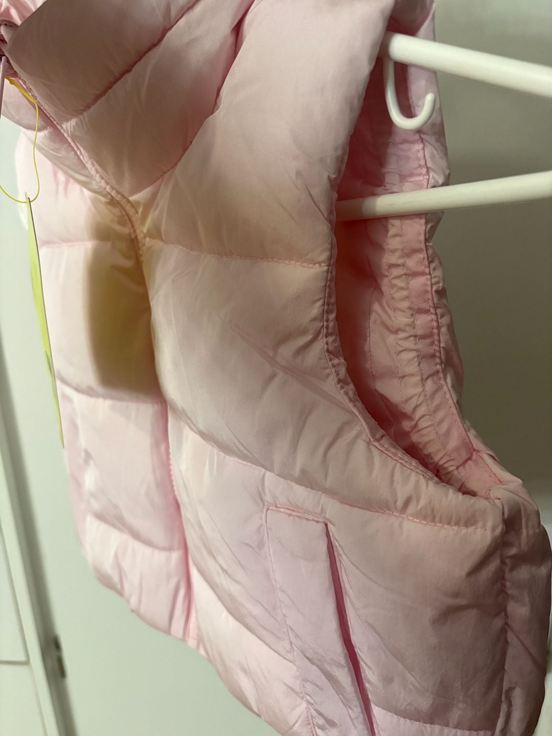 All in Motion Women's Lightweight Puffer Vest, Light Pink 2