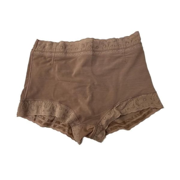 NWOT Shapewear Tummy Control Lace Butt Lifter Panty