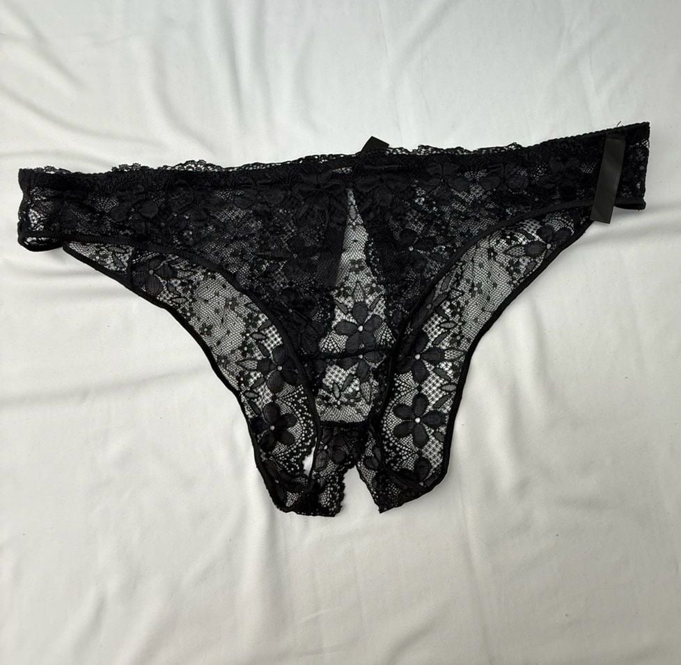 Fashion Nova Floral Lace Bow Detail Cheeky Panty 2