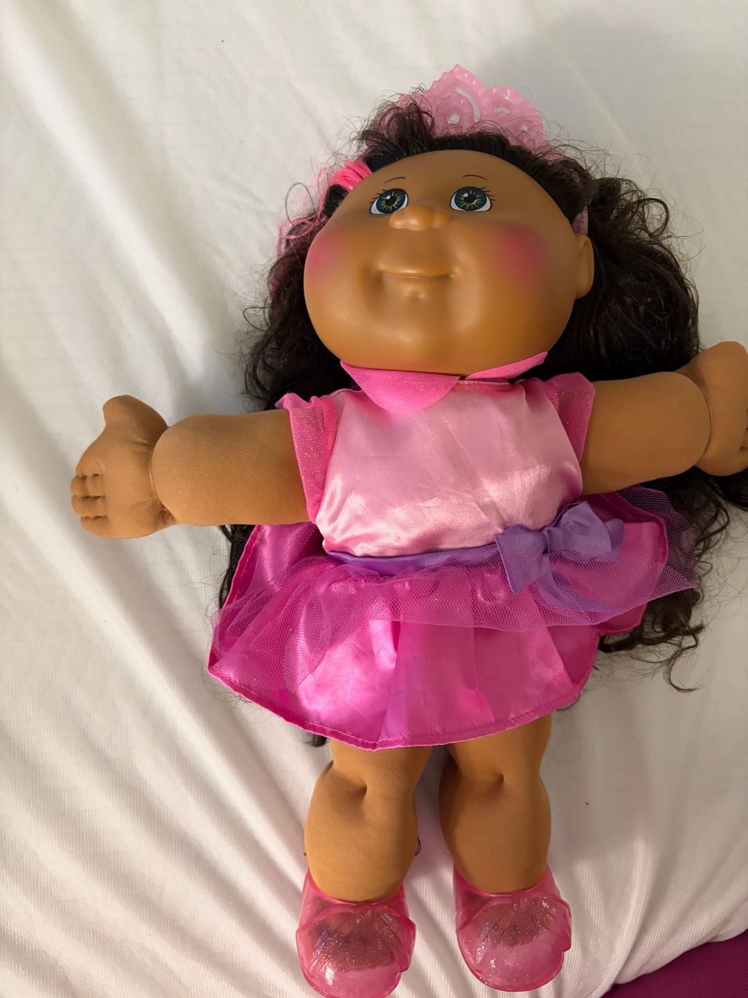Cabbage Patch Kids 14-inch Girl Doll with Dark Hair and Pink Princess Dress 3