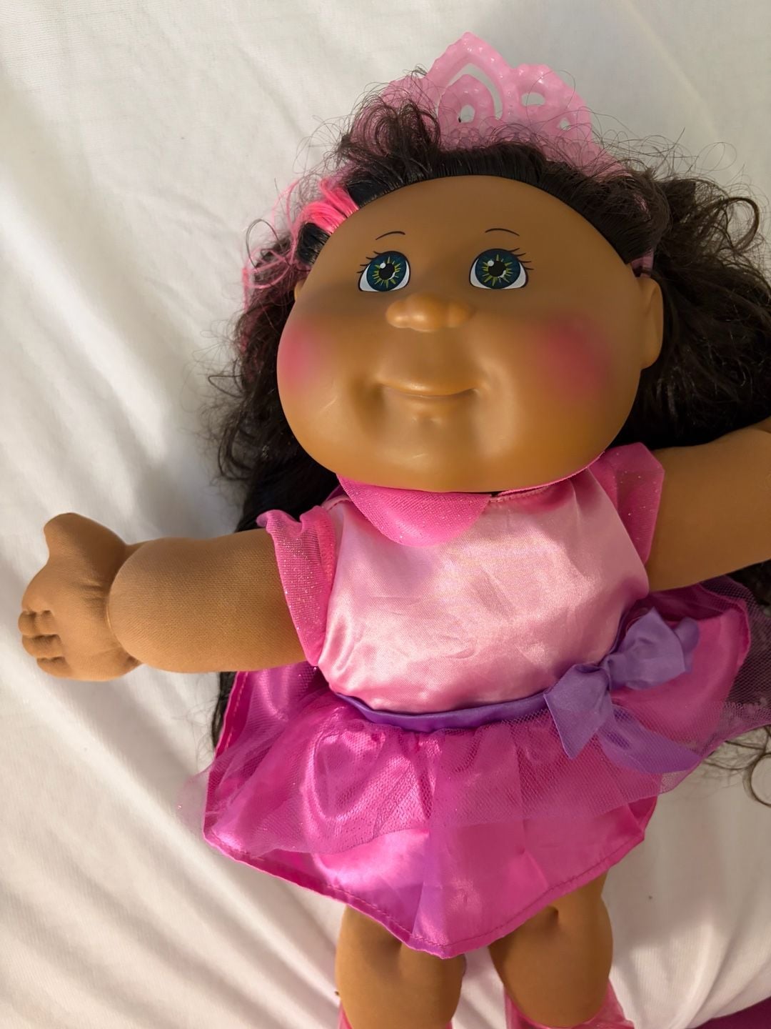 Cabbage Patch Kids 14-inch Girl Doll with Dark Hair and Pink Princess Dress 4