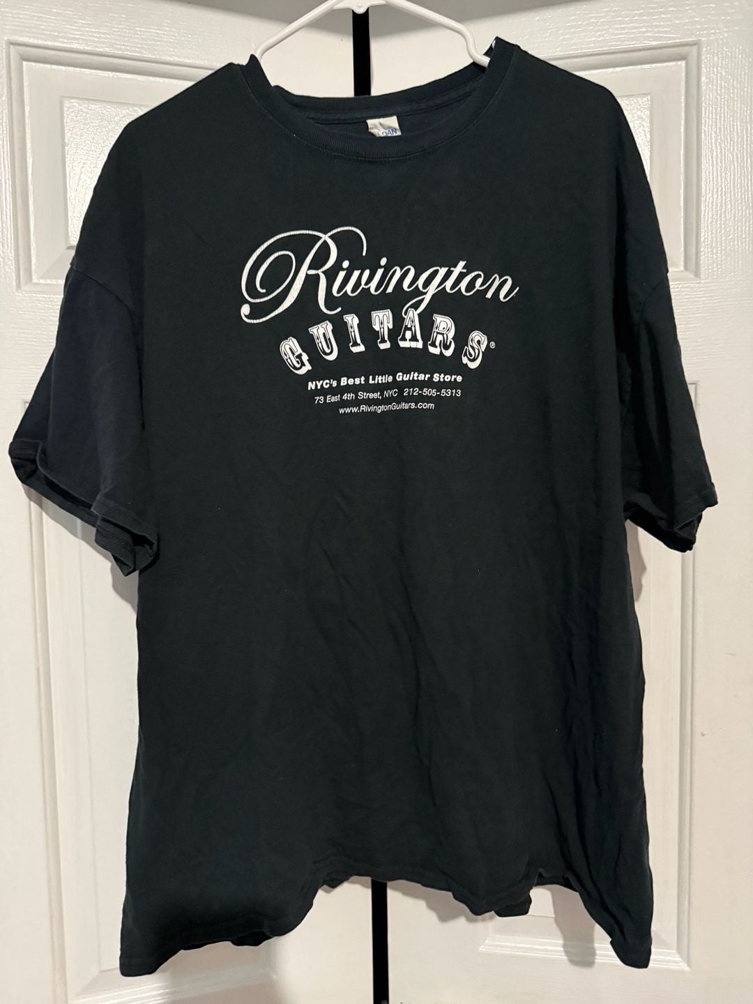 Rivington Guitars NYC Logo Graphic Short Sleeve T-Shirt Mens Size 2XL 2