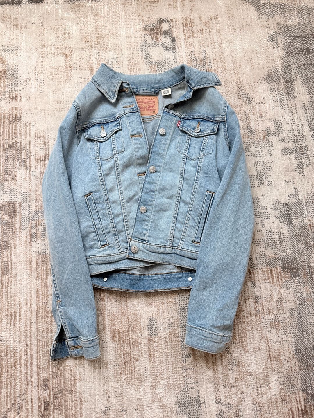Levi's Women's Original Denim Trucker Jacket 2