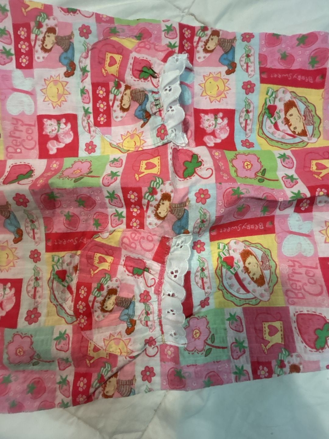 Vintage Handmade Strawberry Shortcake Girls Dress with Eyelet Lace and Pockets 3