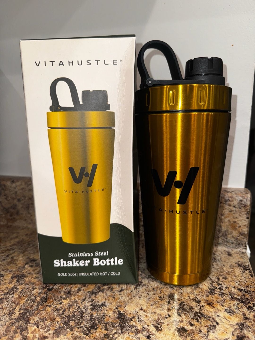 Stainless Shaker Bottle - 20 oz, 1