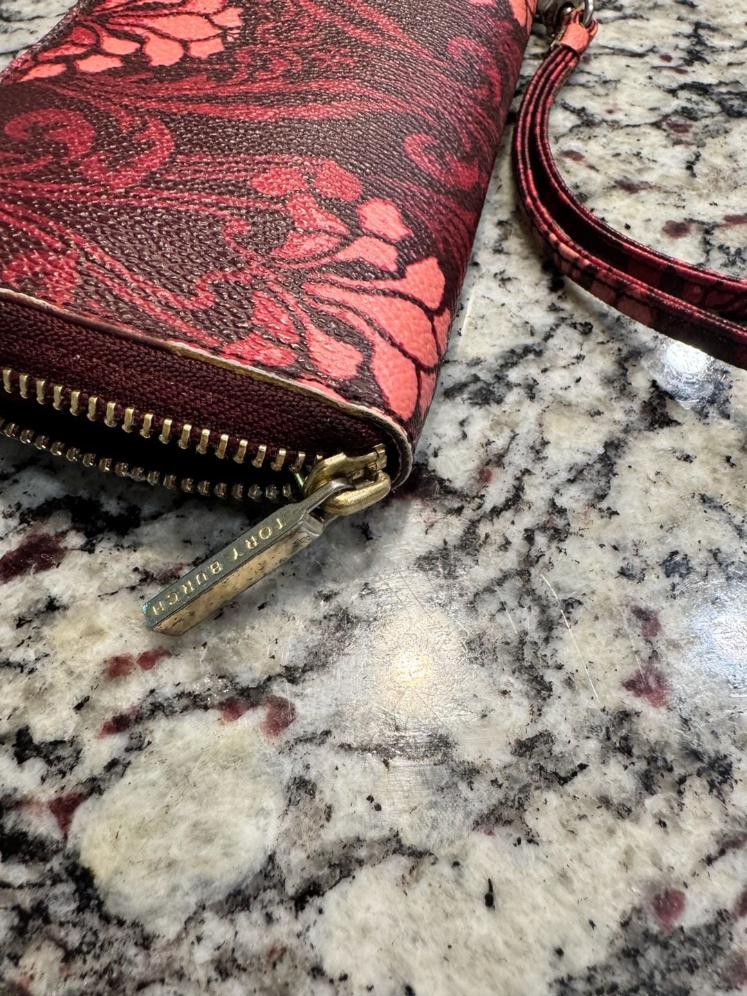 Tory Burch Kerrington Floral Print Zip Around Wristlet Wallet Red Leather 9