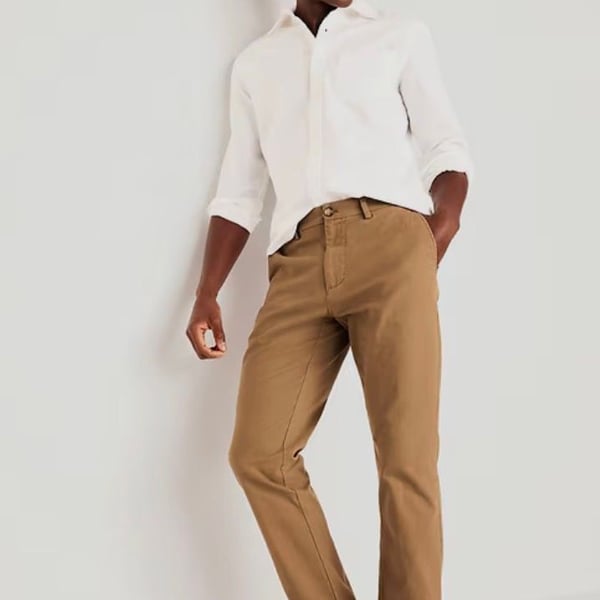 Old Navy Men's Straight Fit Chino Pants Khaki Tan Size 32x32