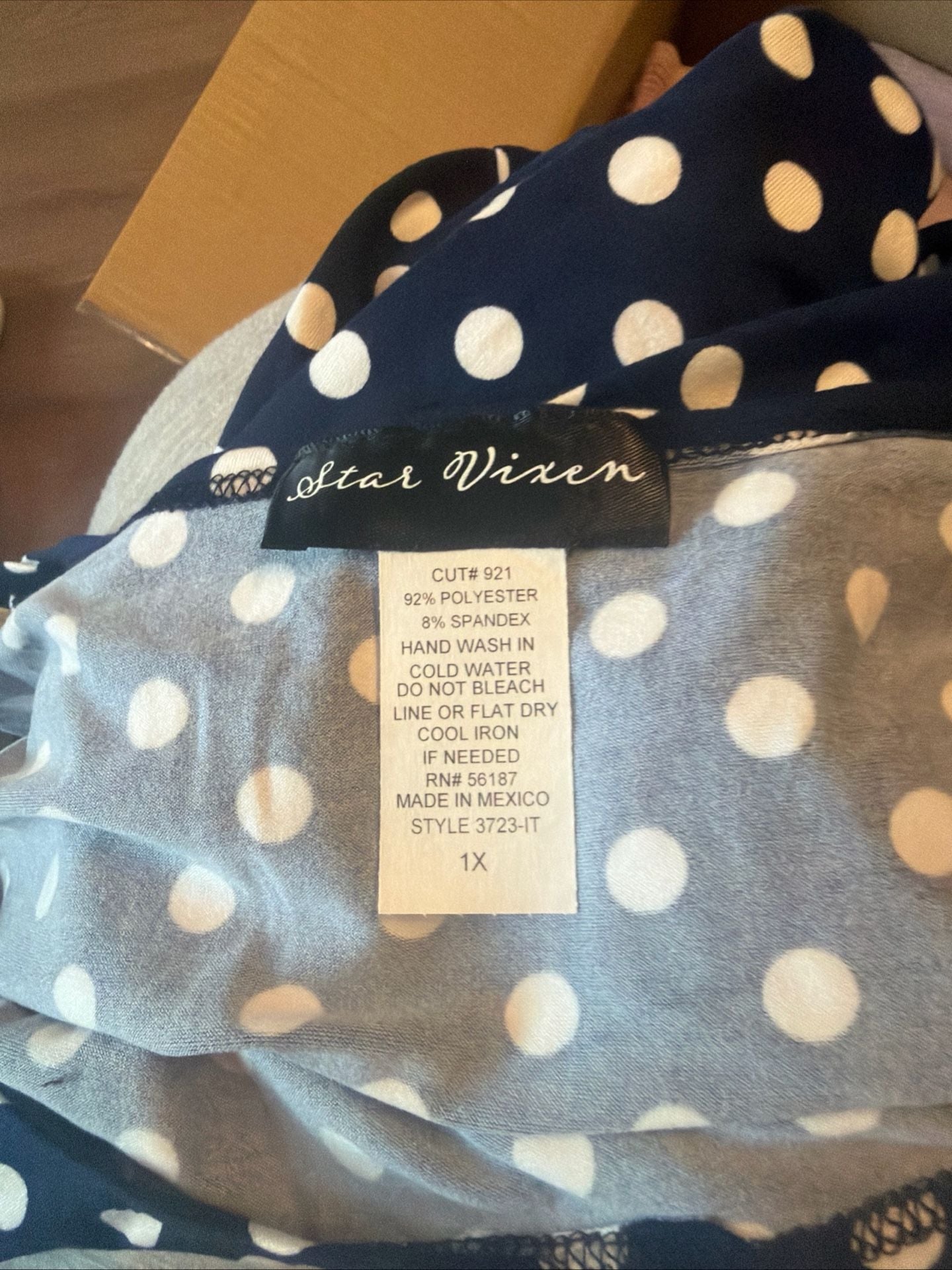 Star Vixen Navy Blue and White Polka Dot Blouse Size 1X 2