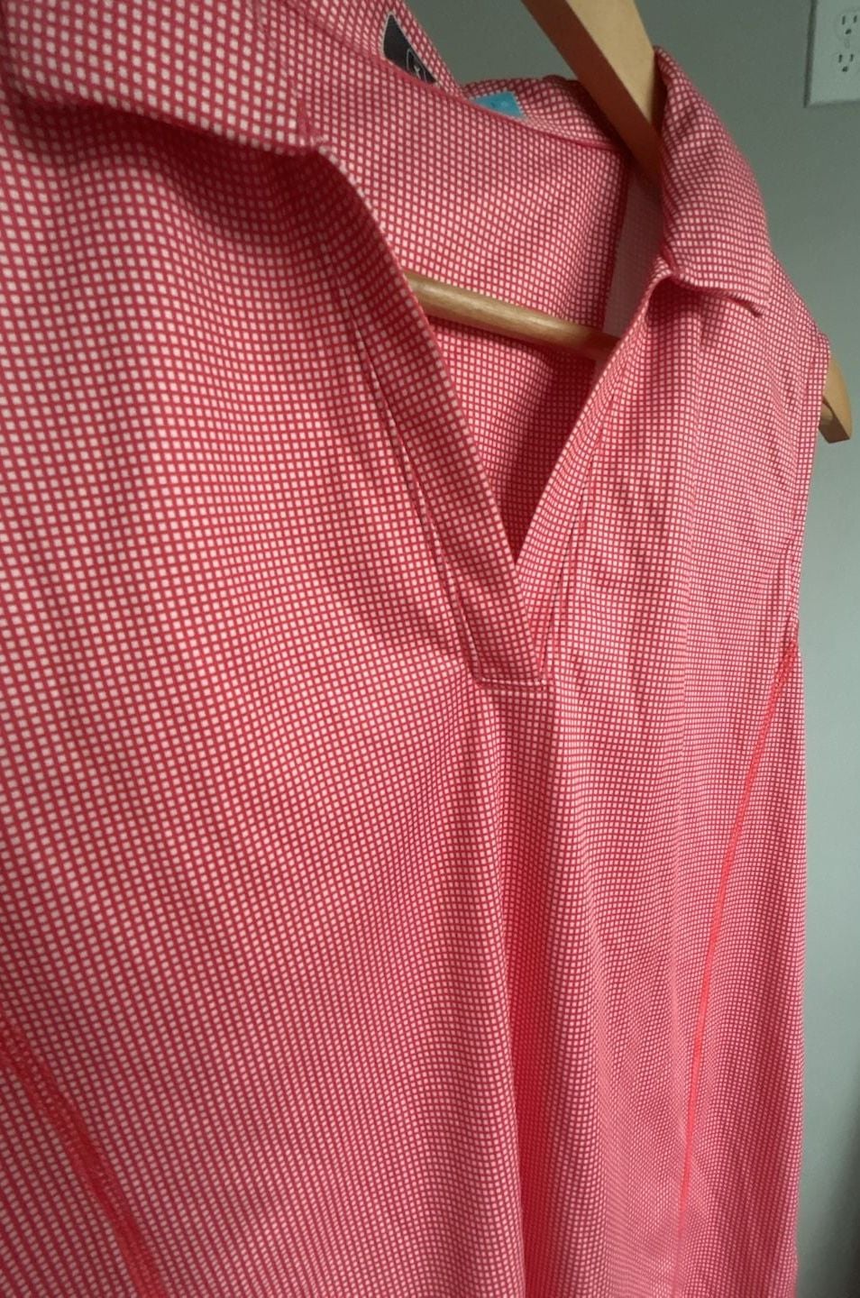 PGA TOUR Women's Airflux Sleeveless Gingham Golf Polo Shirt, Hot Coral 3