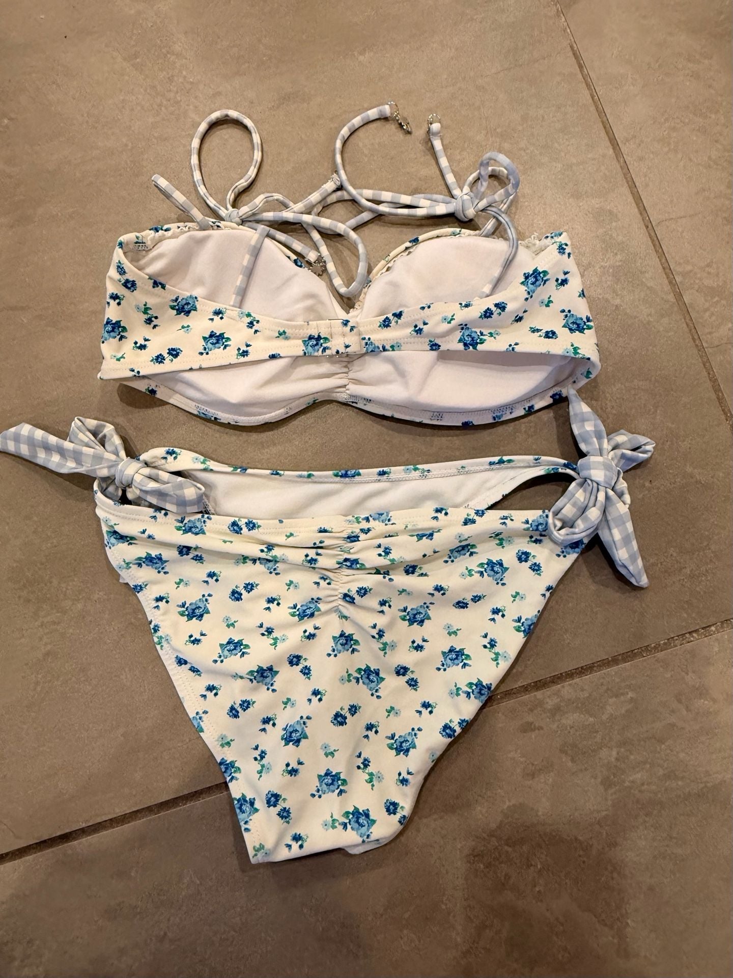 Bingo Surf Floral Print and Gingham Tie-Side Bikini Set 5