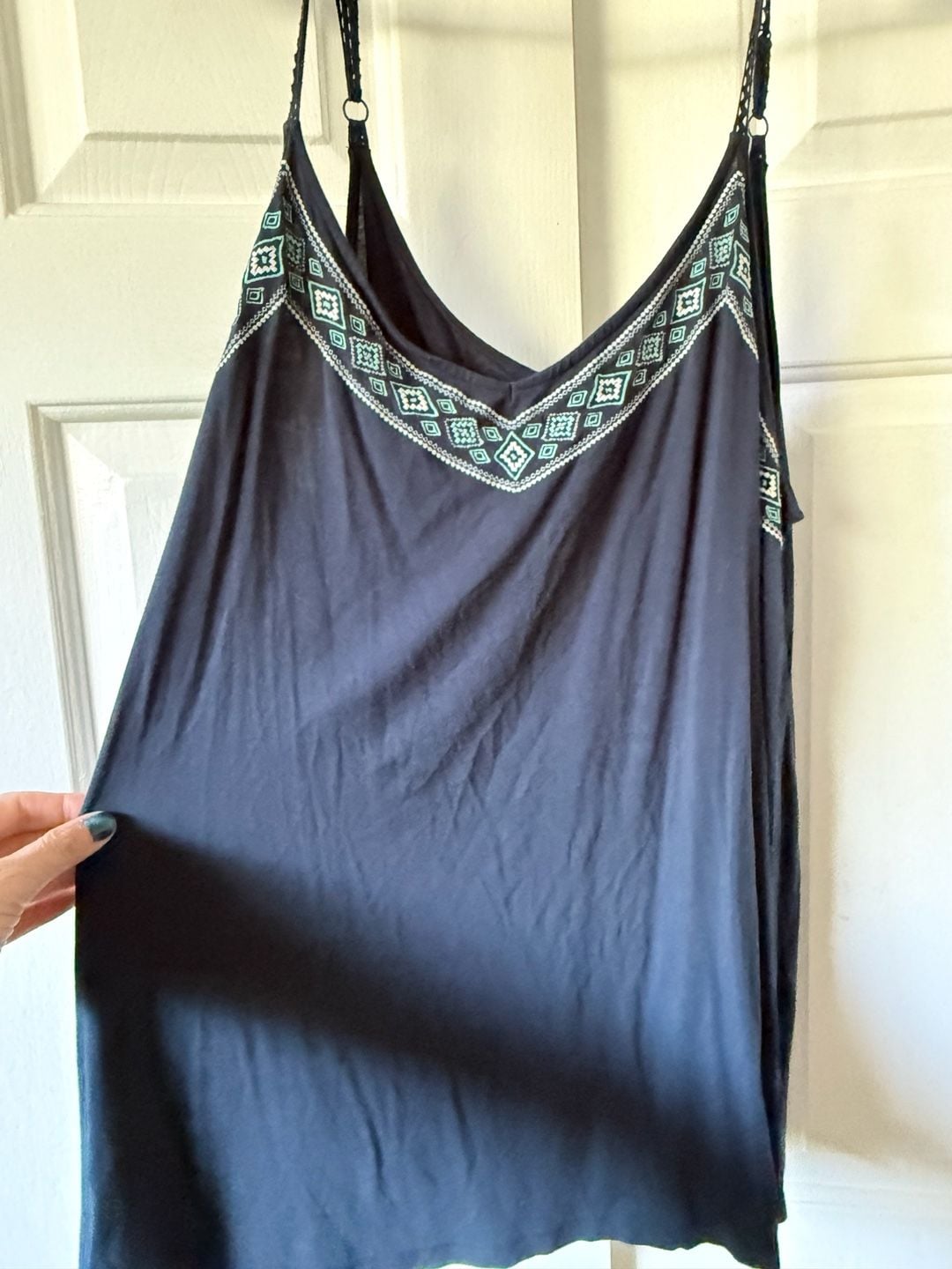 Torrid Navy Blue Embroidered V-Neck Cami Tank Top Size 2 or 18 / 20 3