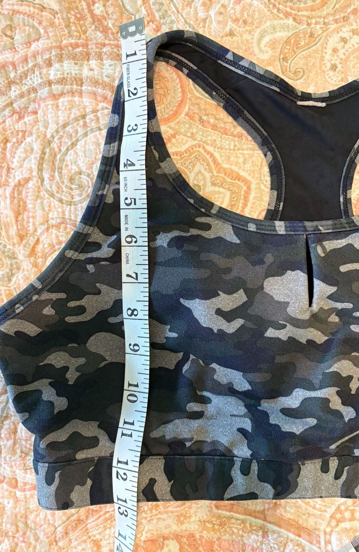 GUC Fabletics Camo Medium Impact Sports Bra w/ Hook & Eye Back Closure, L / XL 8