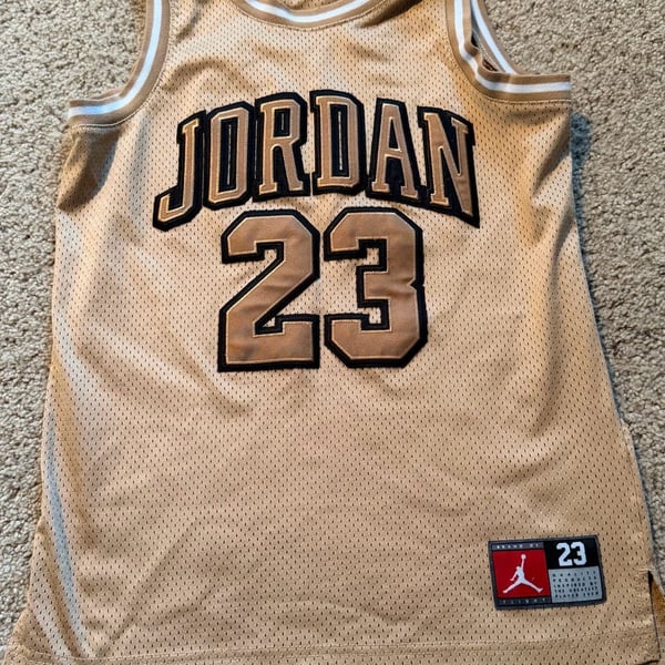 Jordan Boys' 23 Champ Mesh Basketball Jersey in Hemp/Tan