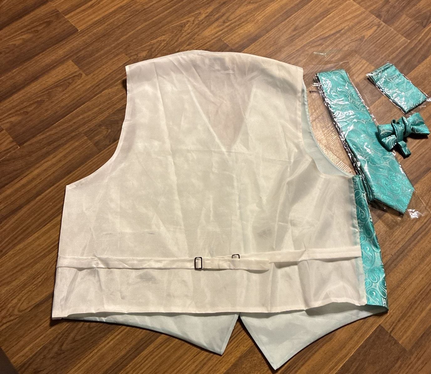 Vittorio Farina Italian Designer Men's Teal Paisley 4-Piece Vest Set 4