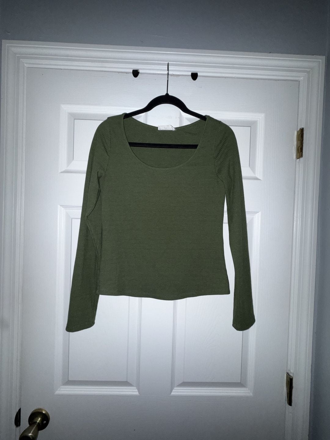 Carly Jean Los Angeles Olive Green Ribbed Long Sleeve Scoop Neck Top 2