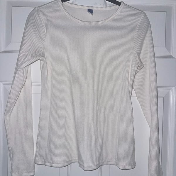 Old Navy Long-Sleeve Rib-Knit Crewneck T-Shirt