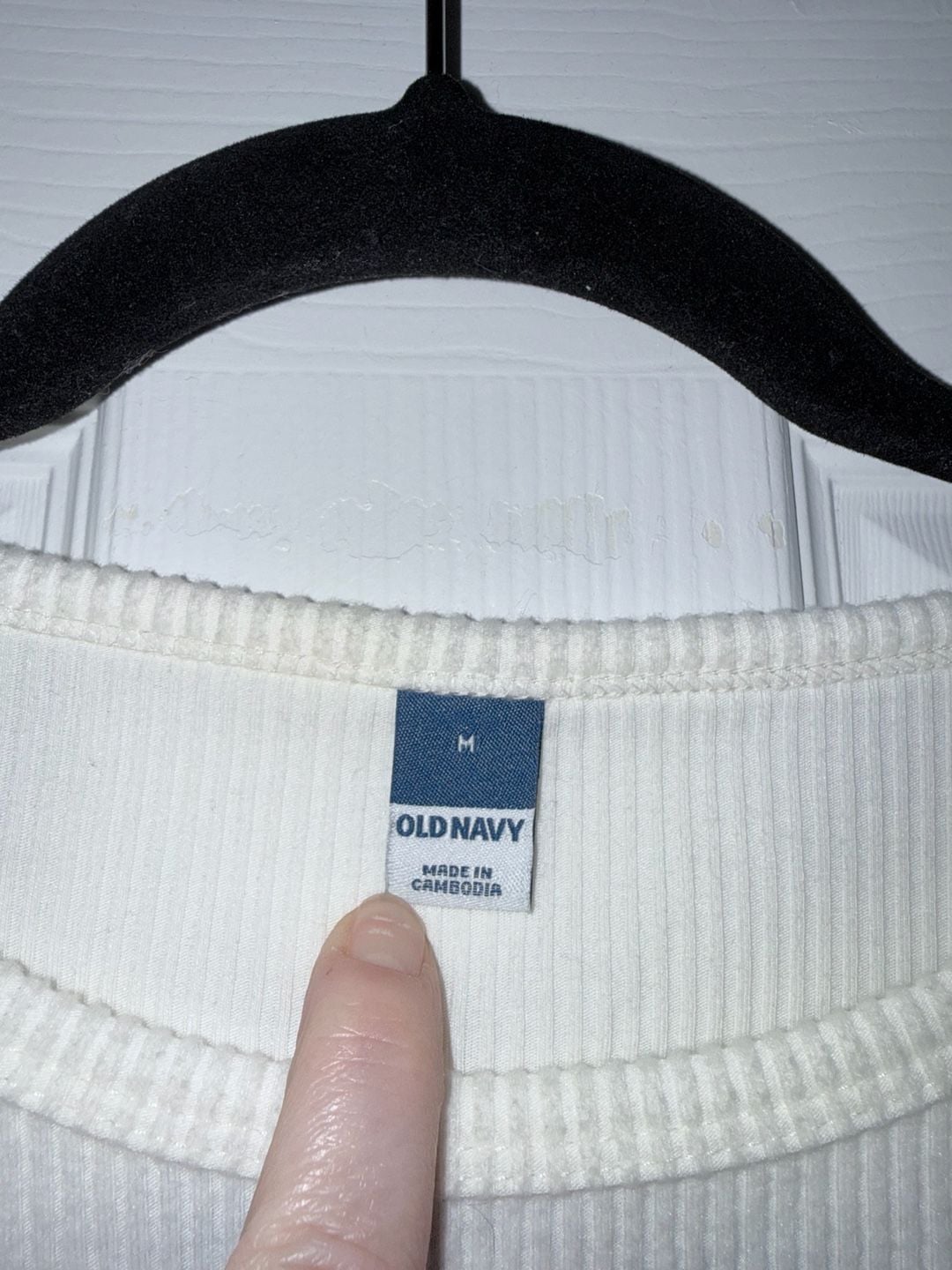 Old Navy Long-Sleeve Rib-Knit Crewneck T-Shirt 2
