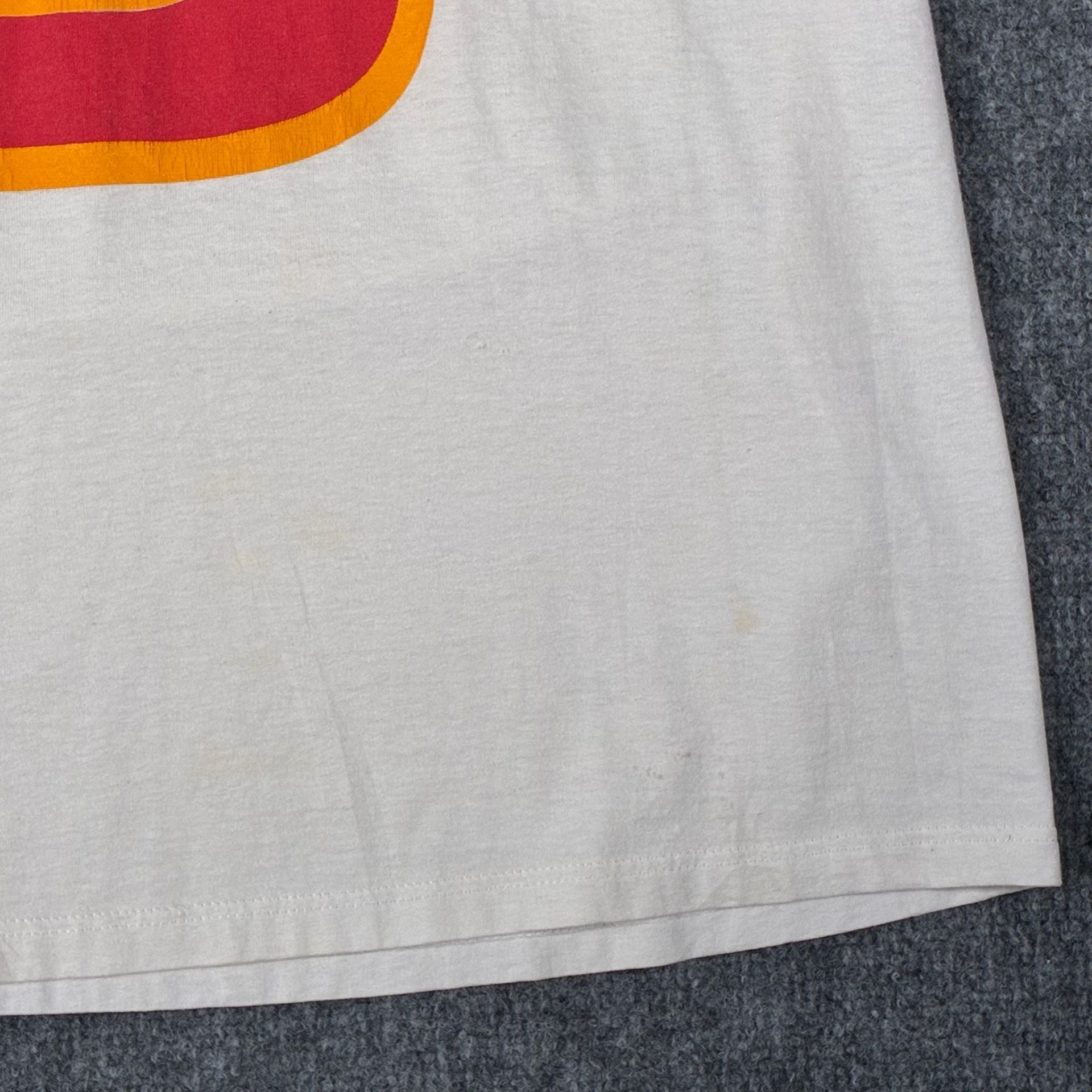 Vintage 1994 Taz Looney Tunes Class of '94 Graduation T-Shirt 4