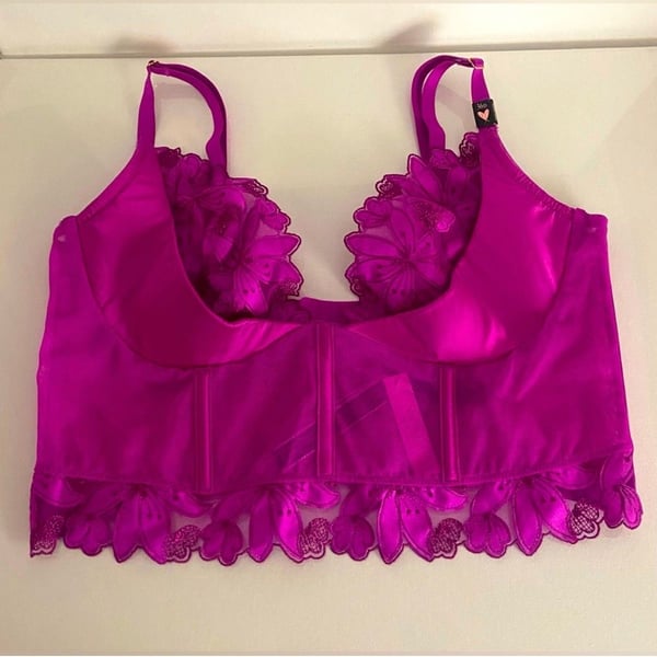 Victoria's Secret Very Sexy Lightly Lined Floral Embroidered Corset Bustier Bra