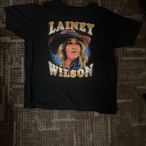 American Classics Lainey Wilson Graphic Portrait T-Shirt