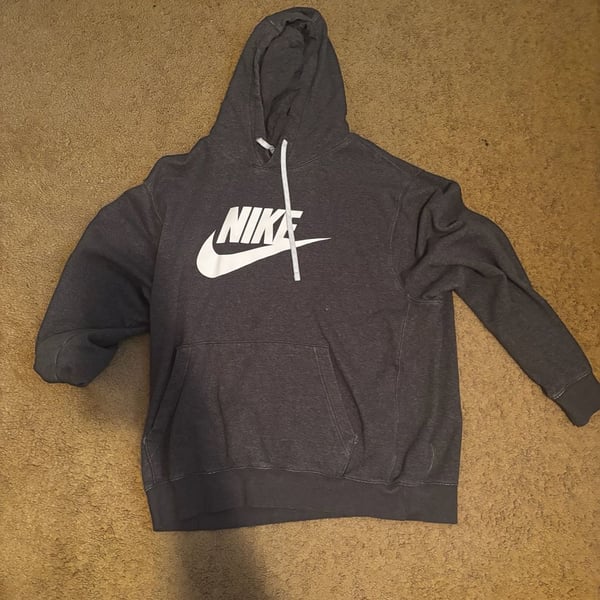 Nike Men's Sportswear Club Fleece Graphic Pullover Hoodie Dark Grey