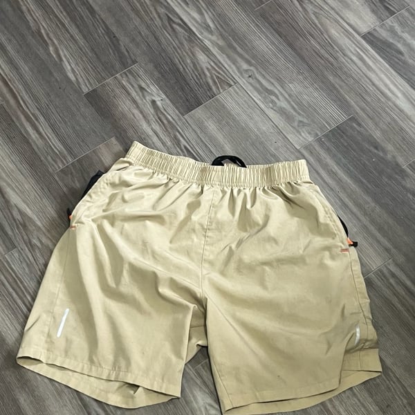 Mens Lightweight Quick-Dry Athletic Running Shorts with Zipper Pockets