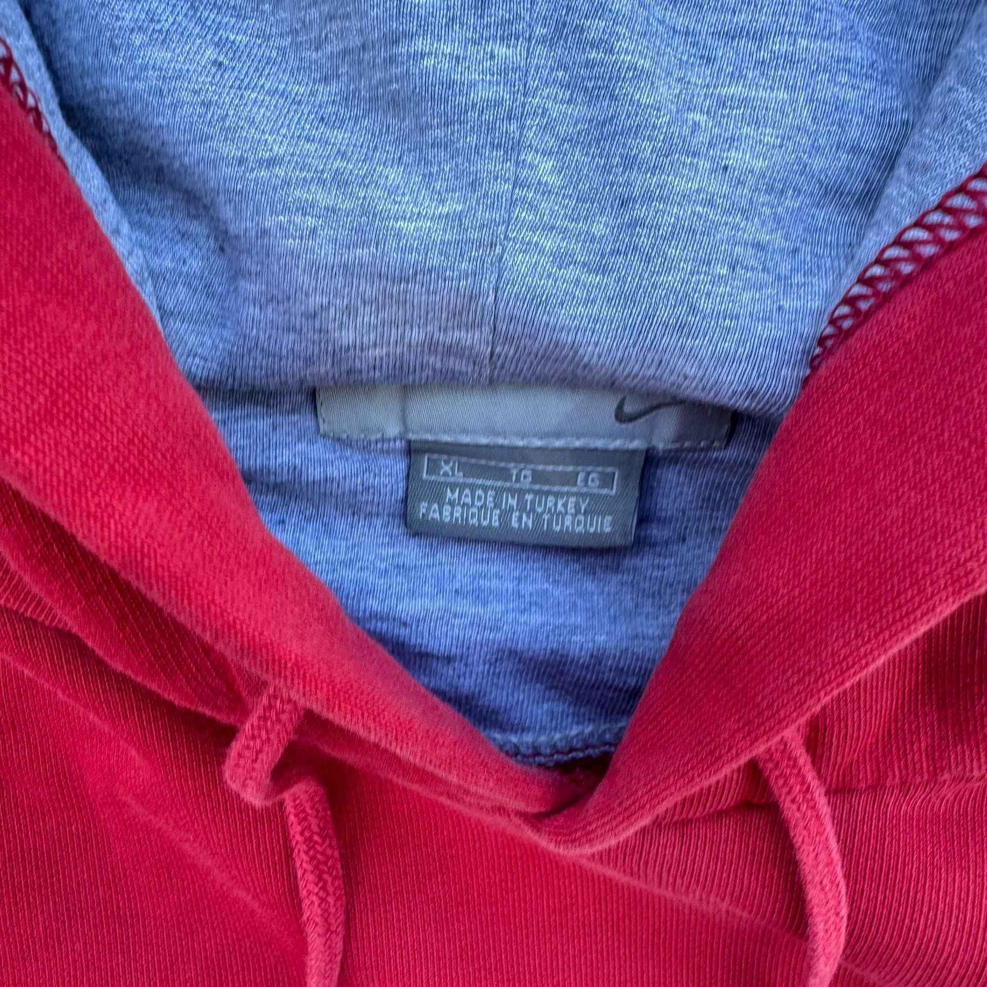 Vintage Y2K Nike Spellout Pullover Hoodie Red Grey 6