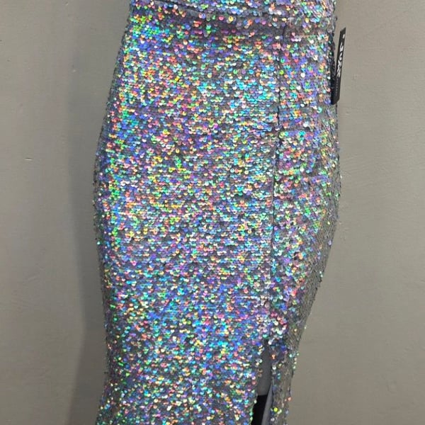 Jump Apparel Silver Iridescent Sequin Lace-Up Back Mermaid Prom Dress NWT