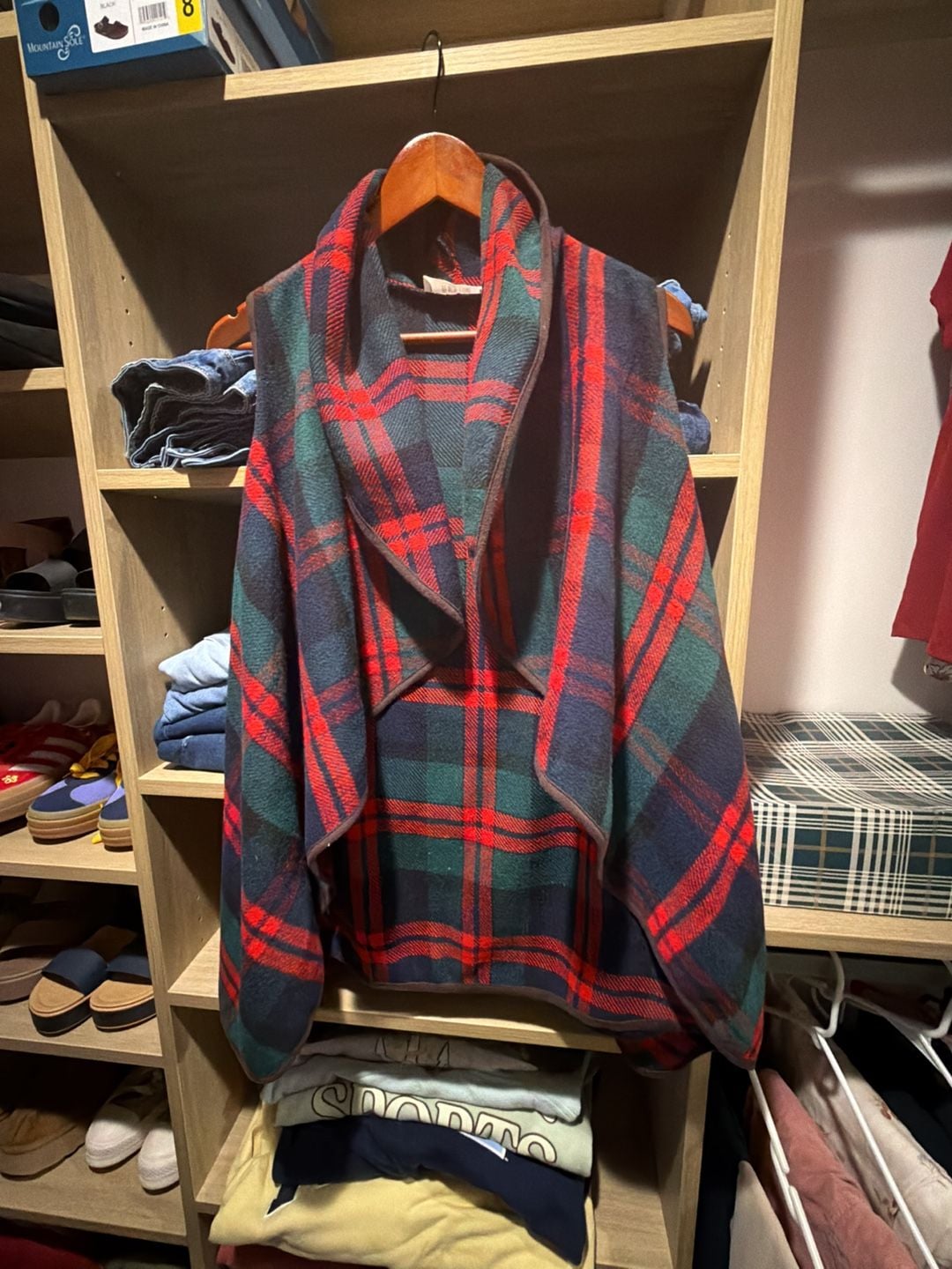 PEACH LOVE womens small red green blue plaid tartan open front vest 1