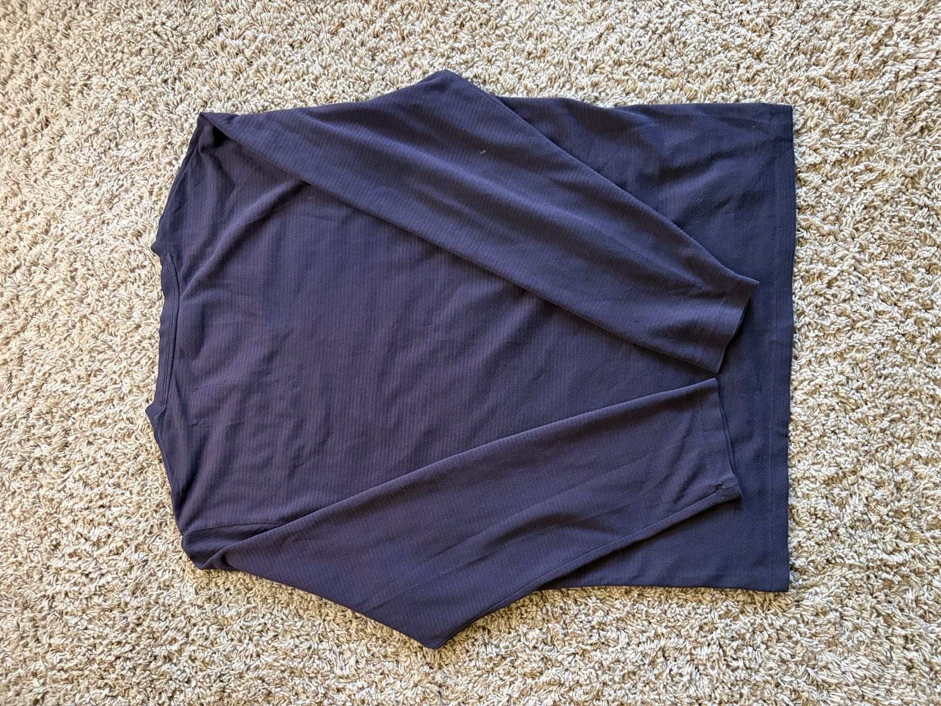 Alfani Regular Fit Long Sleeve V-Neck T-Shirt 3