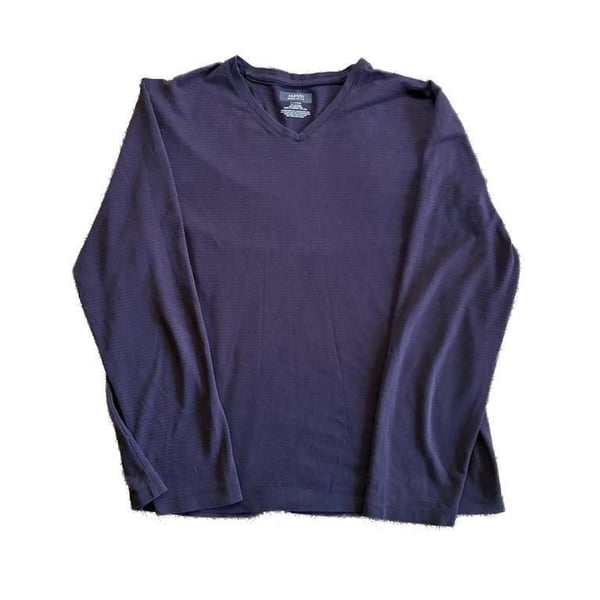 Alfani Regular Fit Long Sleeve V-Neck T-Shirt