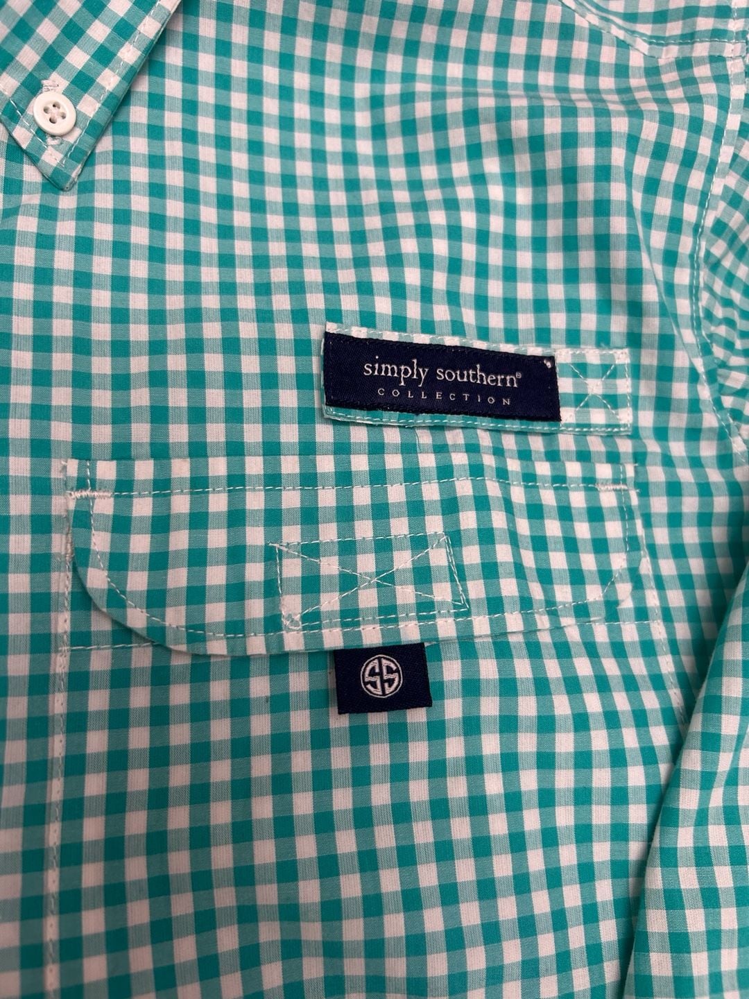 Simply Southern Collection Women's Green/White Vented Long Sleeve Button-Down 11