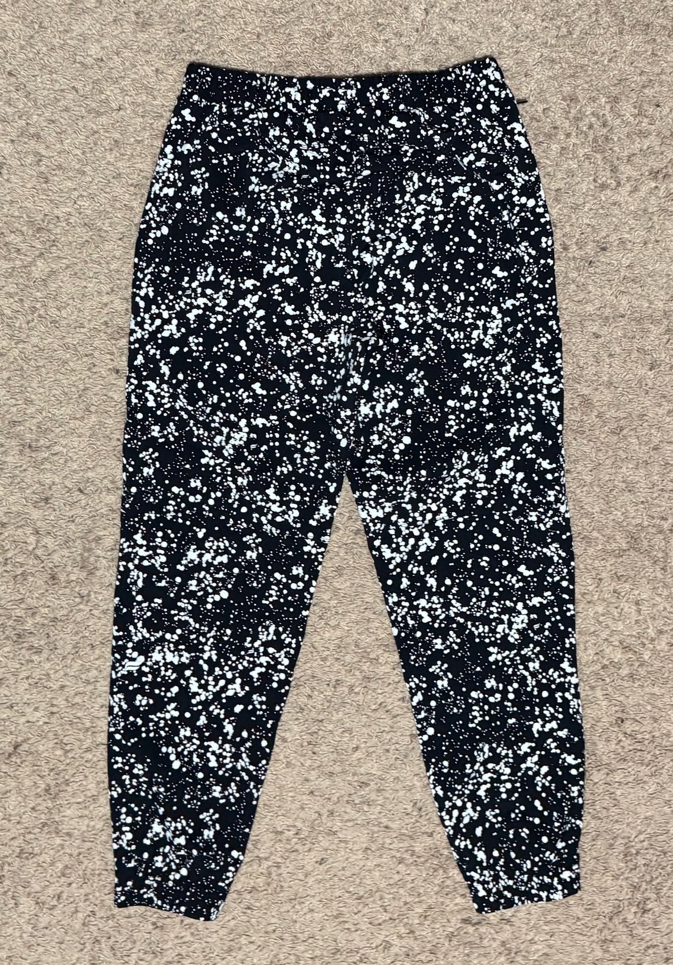 Fabletics Women's Black and White Paint Splatter Print Athletic Joggers 4