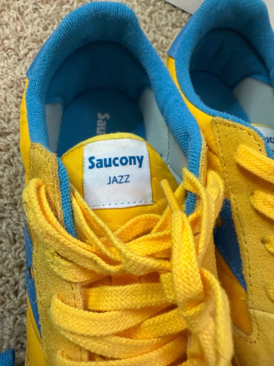 Saucony Jazz Original Vintage Sneakers in Yellow/Blue 9