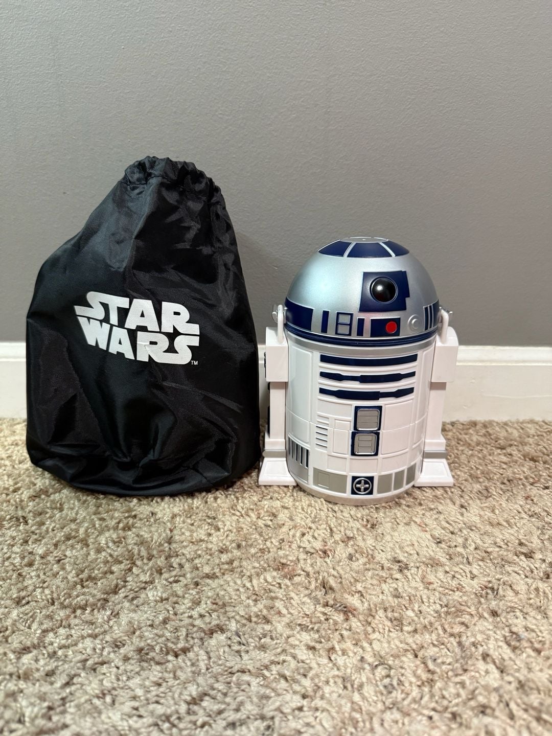 Star Wars R2-D2 Themed Snack Container/Bento Box Set by ThinkGeek 1