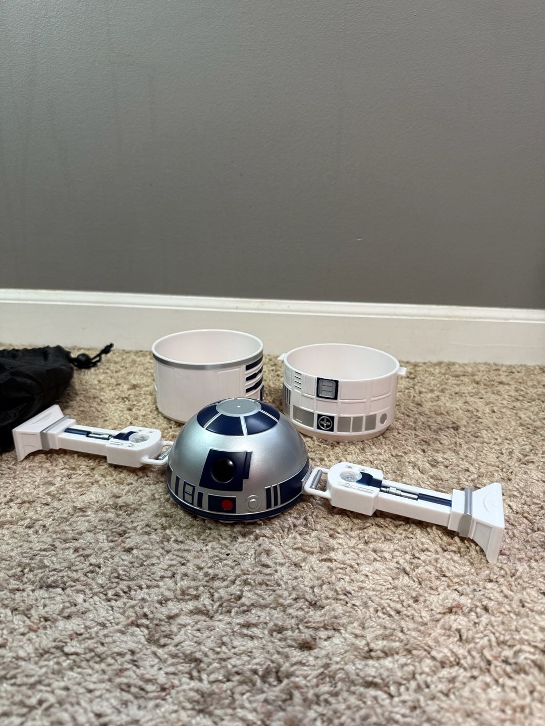 Star Wars R2-D2 Themed Snack Container/Bento Box Set by ThinkGeek 3