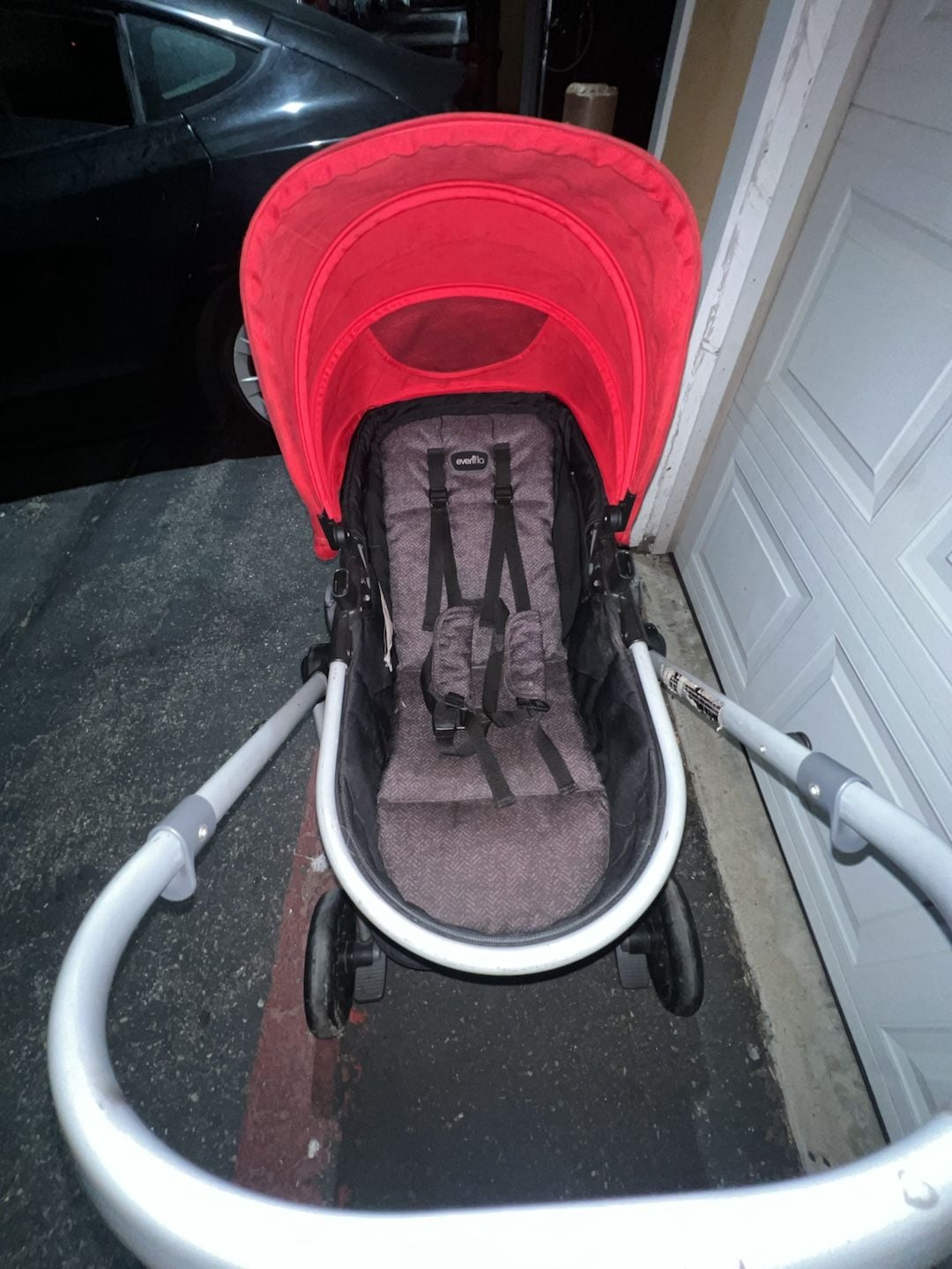 Evenflo Pivot Modular Stroller,Salsa Red 9