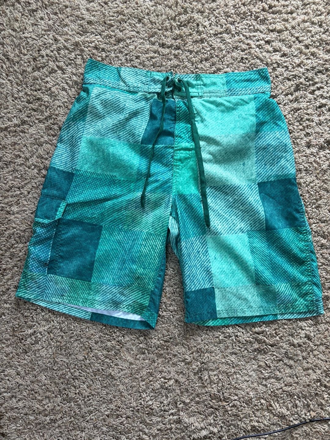 American Sunshine Men's Green Plaid Patchwork Swim Trunks Size XL 2