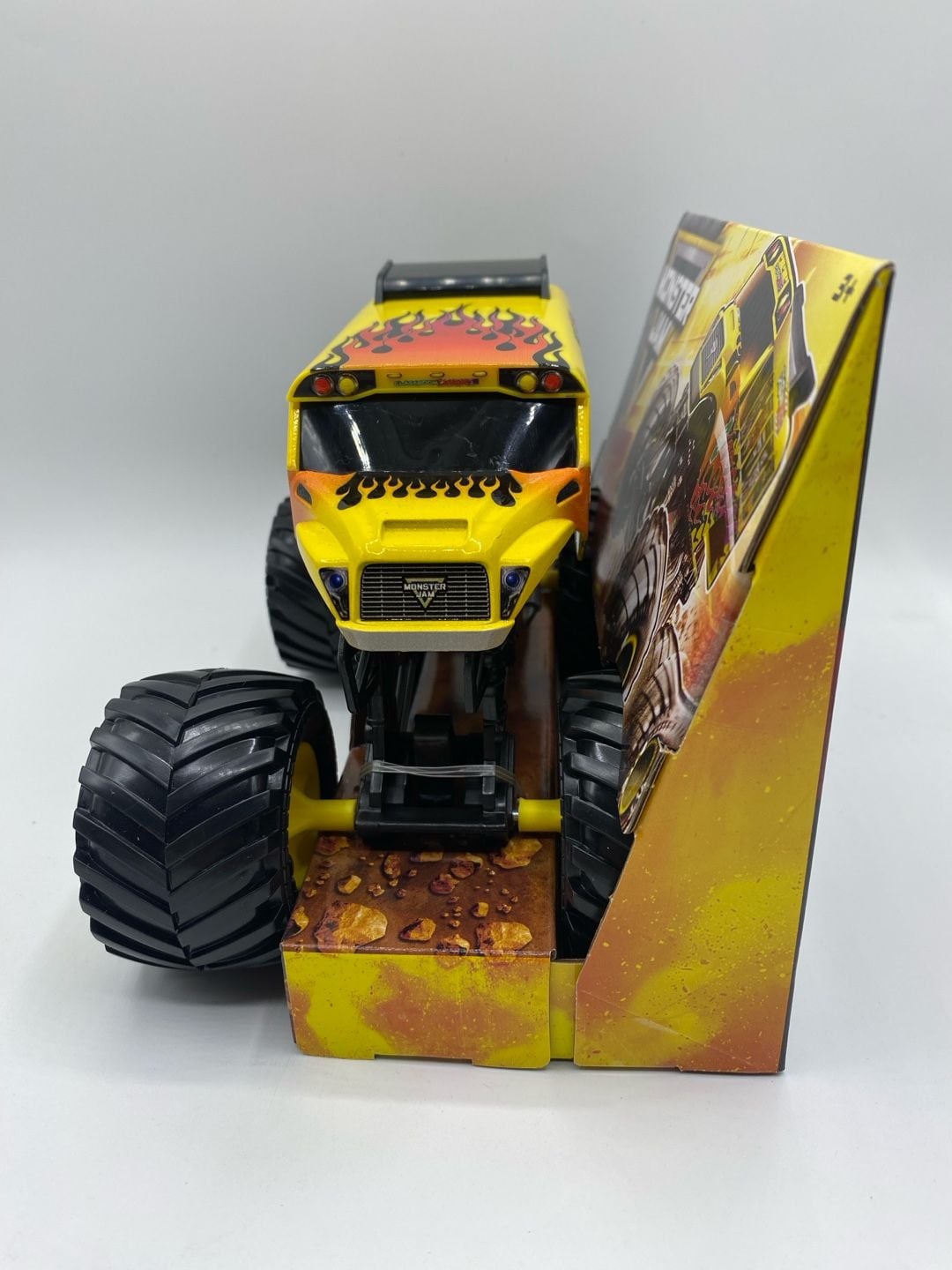 2026 Spin Master Series 28 Classroom Crusher 1:24 Scale Monster Truck 3