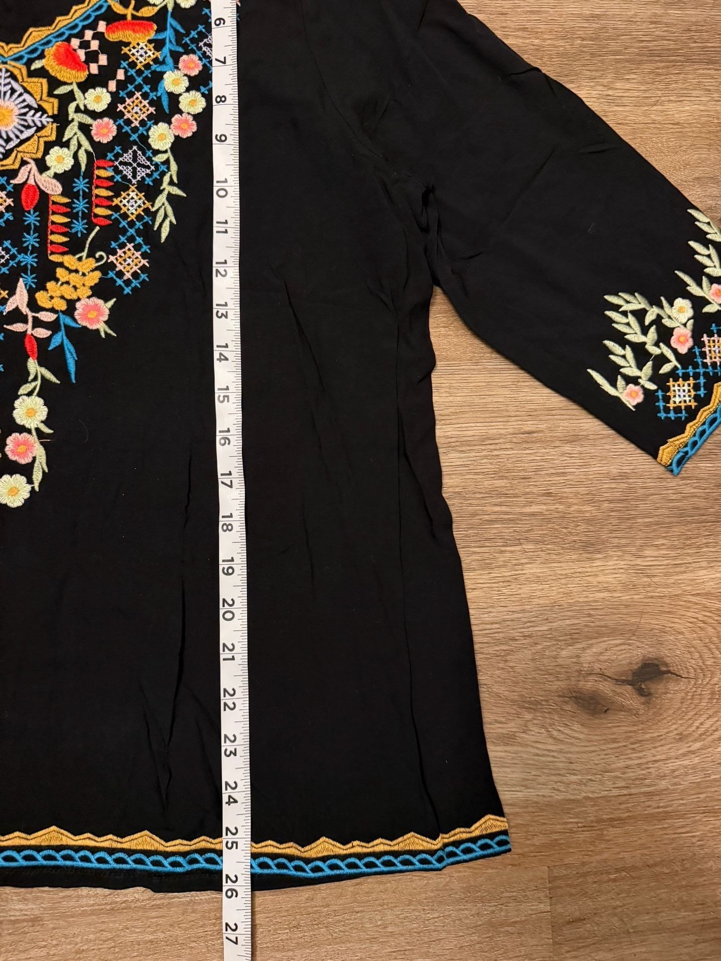 AK Floral Embroidered Bohemian 3/4 Sleeve V-Neck Blouse 5