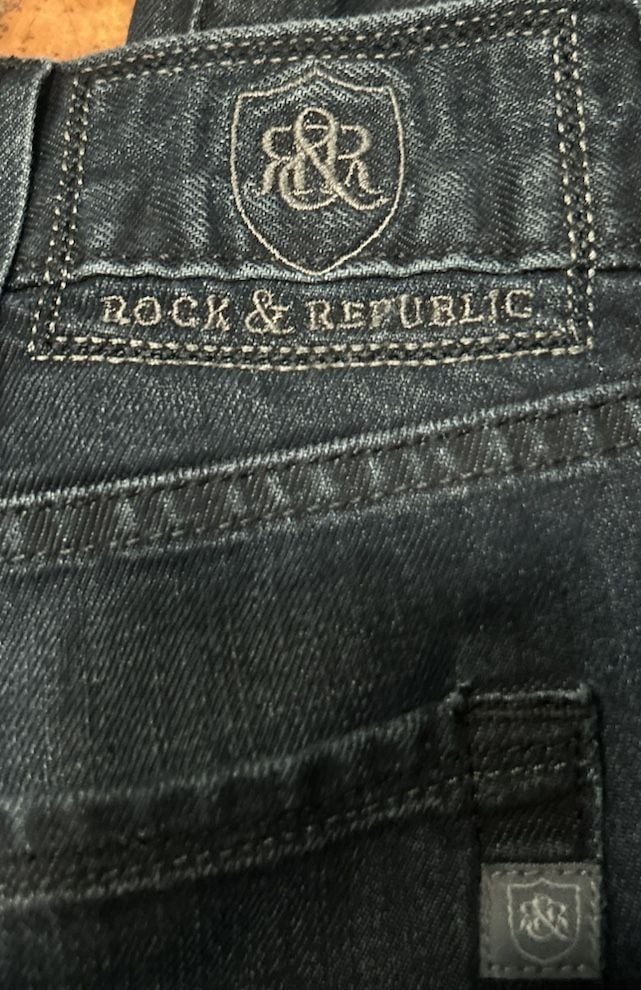 Rock & Republic Men's Dark Wash Straight Leg Jeans Size 38x30 8